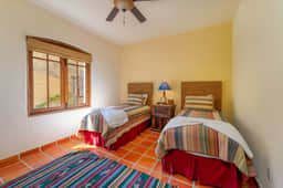 Casa Lundy - Image 5