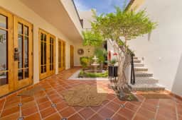 Casa de los Abuelos - Image 2