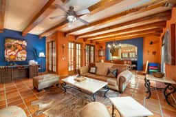 Casa Dos Perros - Image 3