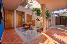 Casa Dos Perros - Image 2