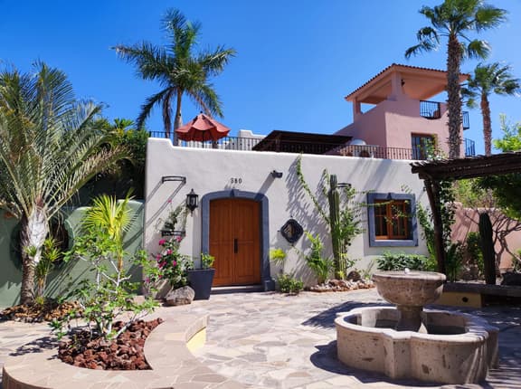 Casa Linda - Image 1