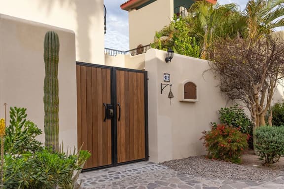 Casa Gora - Image 1