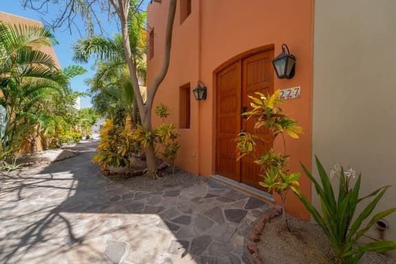 Casa Bugambilia - Image 1